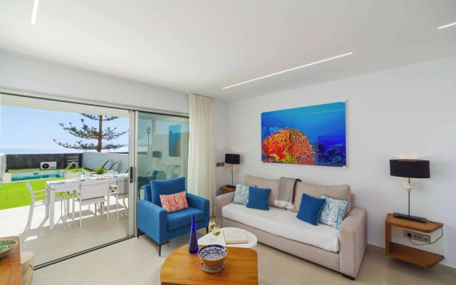 Marina Suite Villa Agua