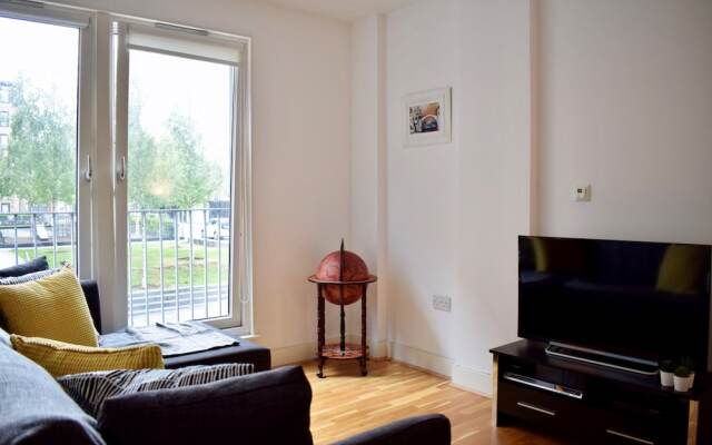 1 Bedroom Modern Flat in Central Edinburgh