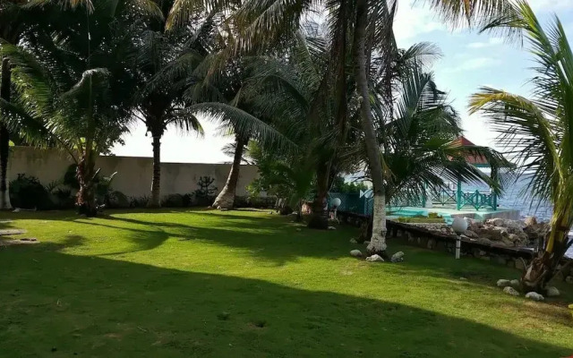 Ocho Rios Beach Resort at ChrisAnn