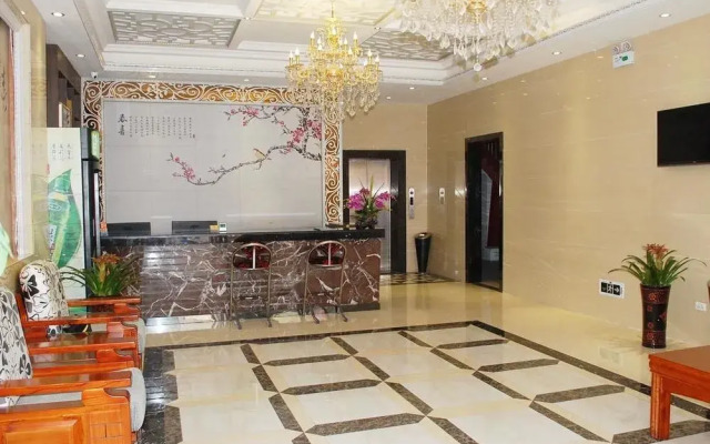 Tian Tian Holiday Hotel