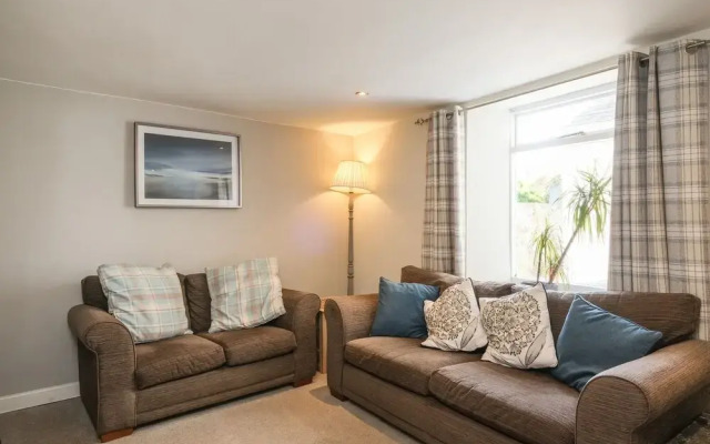 5 Bodmin Hill