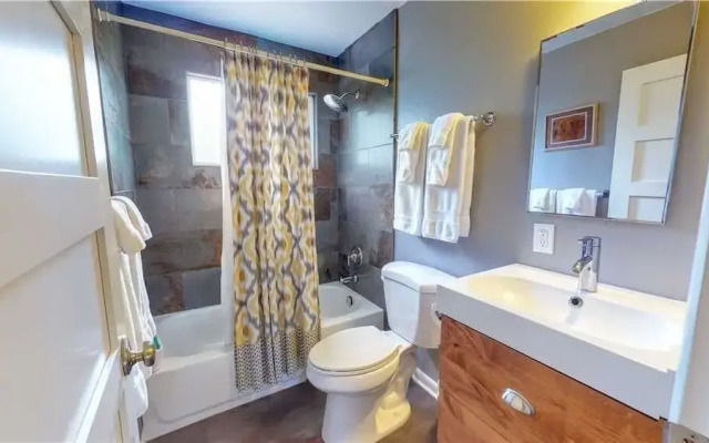 Purple Sage Flats #4 1 Bedroom Apts