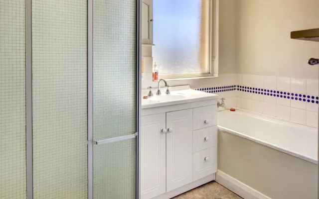 The Richmond Arms Hotel