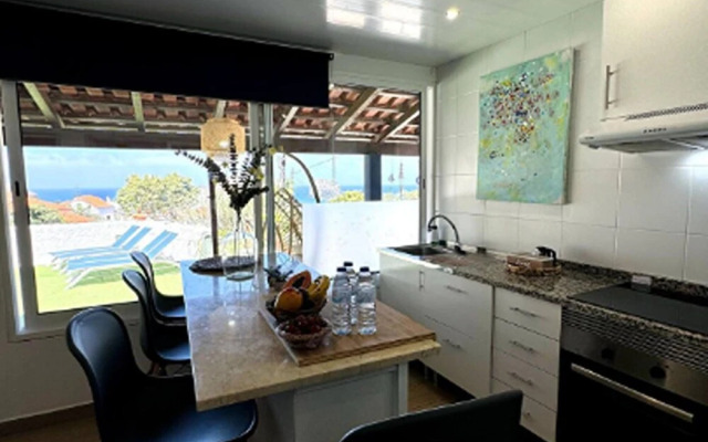 Villa With sea Views in Porto da Cruz