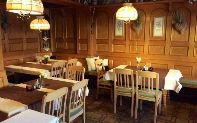 mD Hotel Restaurant Café Bauer