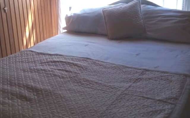 Wood Lake Bed & Breakfast