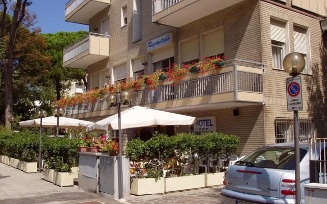 Hotel Rugantino
