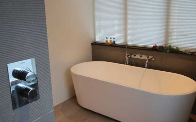 Luxury Holiday Home in Heiloo with Terrace And Garden