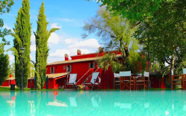 Holiday Home in Spello With Pool & Terrace