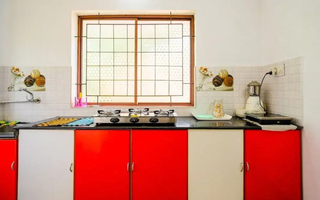 OYO 14757 Home Charming 2BHK Kundanoor