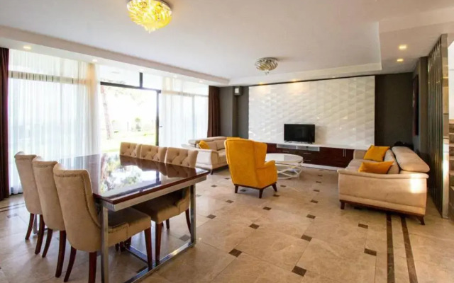 Beverly hills kuşadası