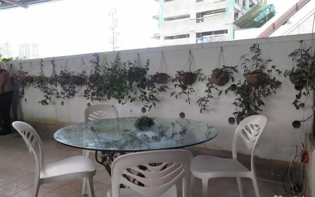 ZEN Rooms Center Suites Cebu