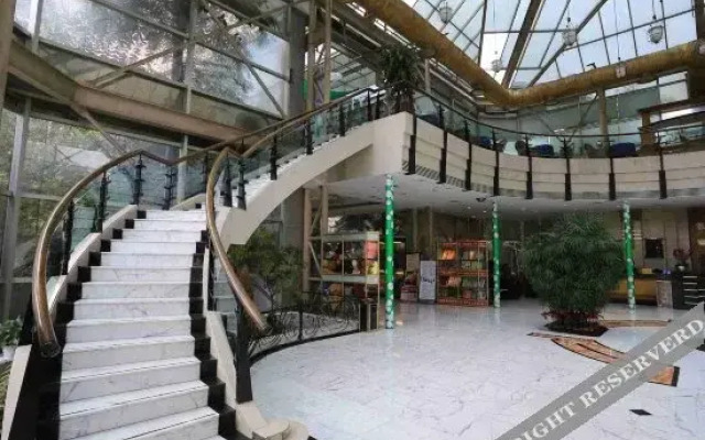 Rhinoceros Hotel