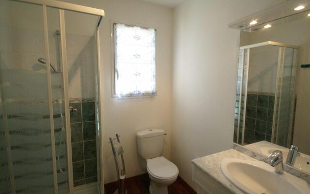 Comfortable holiday home in Brittany near the sea