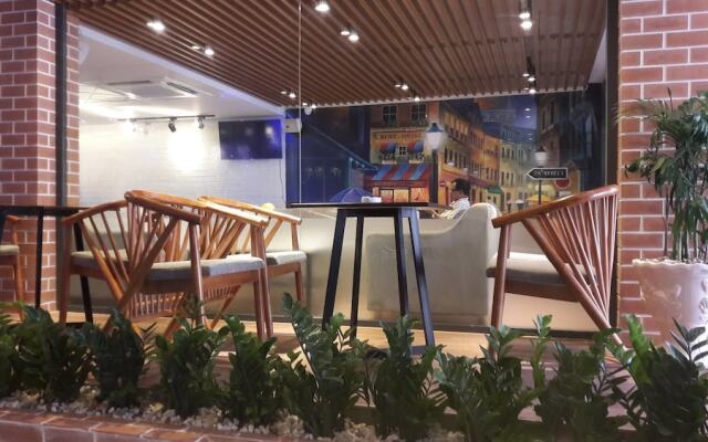 Hong Bao Thach Hotel