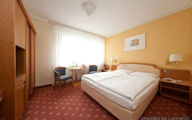 PLAZA INN Rieker Stuttgart Hauptbahnhof