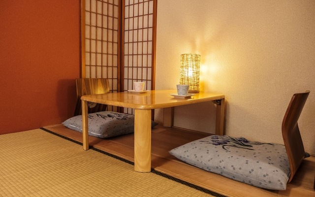 Guest House HANA Fushimi Inari