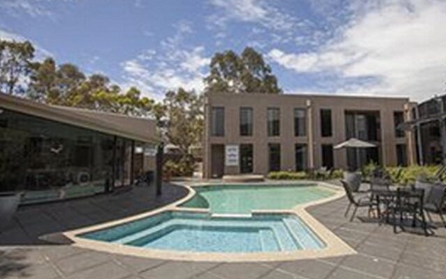 Dingley Hotel