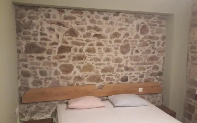 Hayat Alti Otel