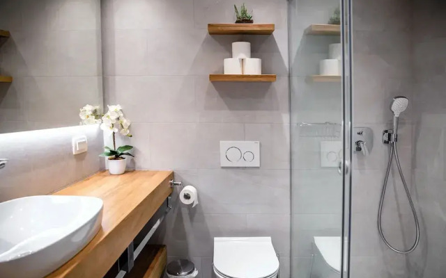Apartments Hiša Pod Gradom