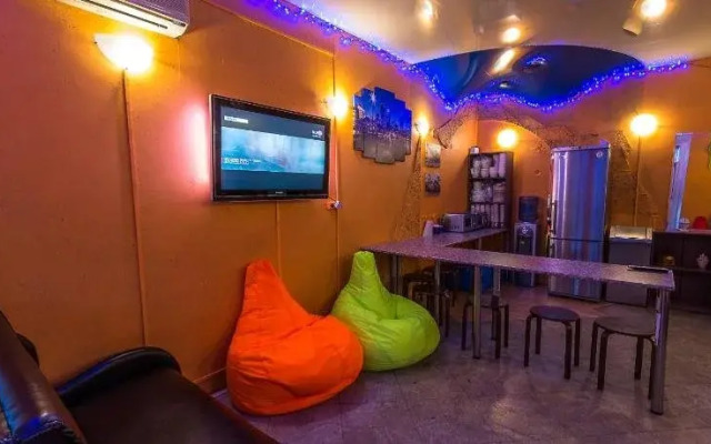 Hostel Time at the Red Gate