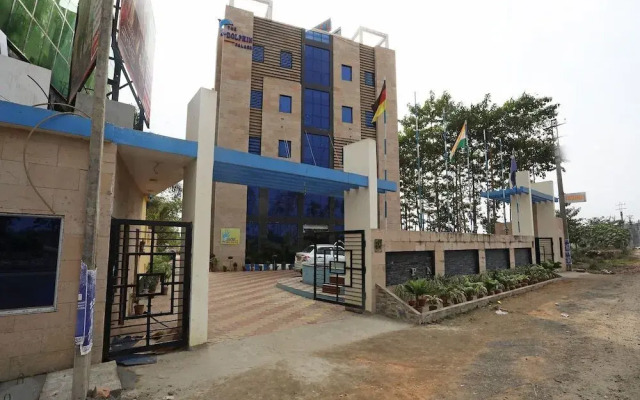 The Dolphin Palace By OYO Rooms