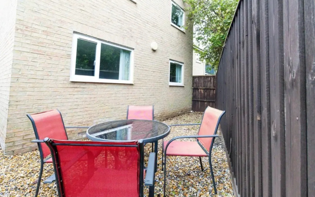 Lolite Apartment in Cambridge