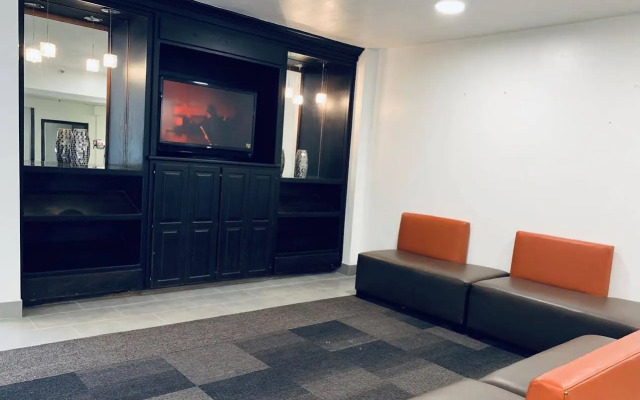 Motel 6 Lewisville, TX - Medical City