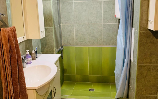 Cozy apartment near Republic Square