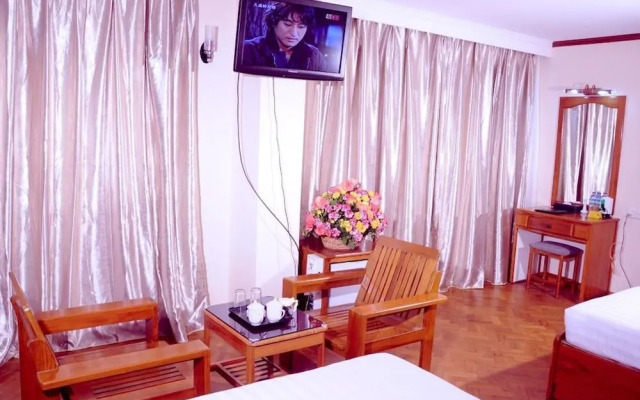 Royal Power Hotel