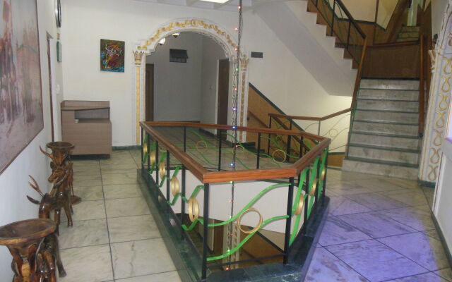 Hotel Taj Plaza