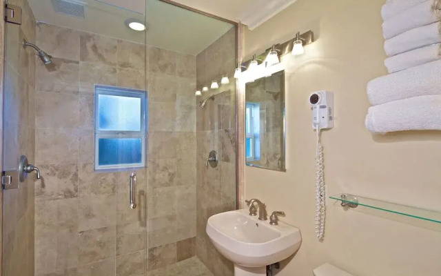 Ocean Palms Beach Resort