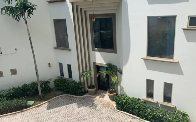 Room in Apartment - Nice Room In Playa Flamingo
