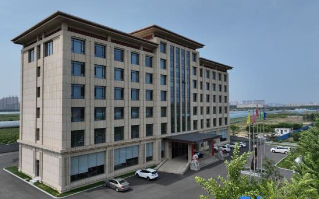 Holiday Inn Liaohai