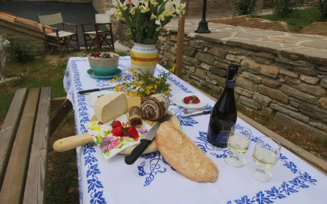 Farmhouse in the Marche With Swimming Pool