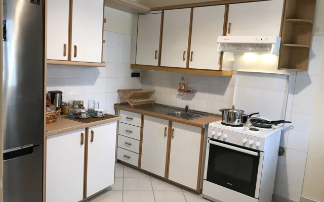 Flight Apartment Airport