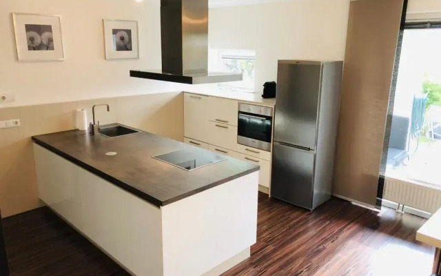 25h GARDEN Apartment LUXURY PLUS private Beach