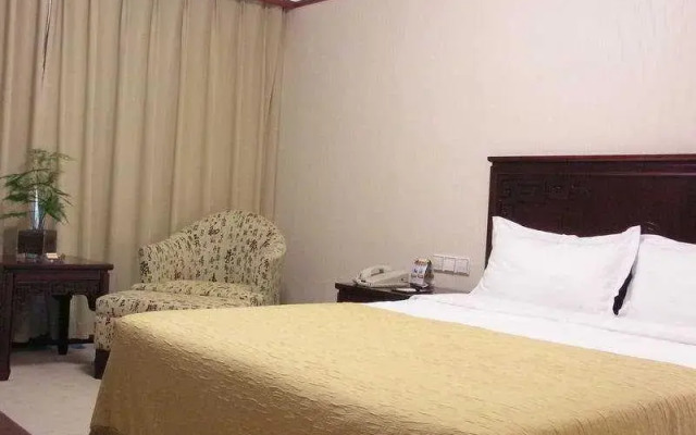 Huanghai Hotel