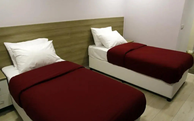 Uçar Royal Hotel and Conference Hall