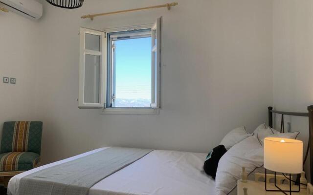 Rosemary Residence in Ampelas. 3 bedroom house