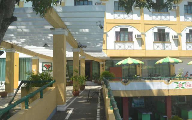 Femar Garden Hotel & Convention Center