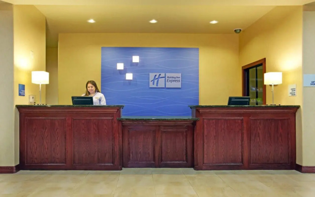 Holiday Inn Express & Suites Hearne by IHG