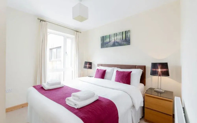 Roomspace Apartments -Westnye House