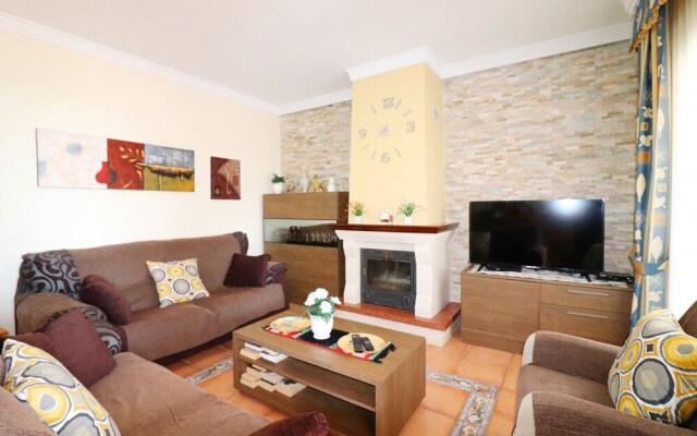 1107 Villa Salares