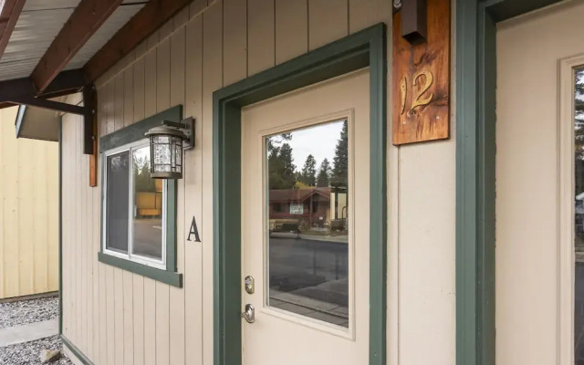 The Yellowstone Hideaway Unit A