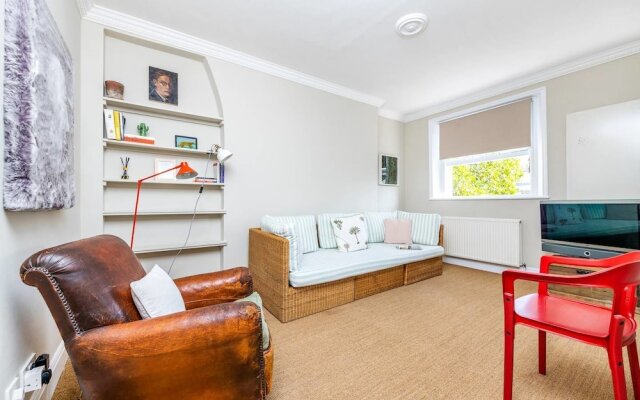 Charming 1BR Flat in Chelsea