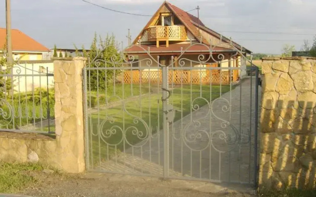 Zamárdi apartmanház