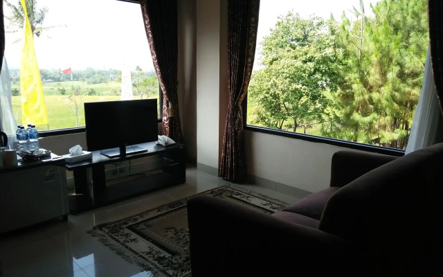 Bukit Alamanda Resort & Resto