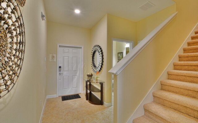 Storey Lake 4 Bedroom Townhome w Splashpool - 1603ST