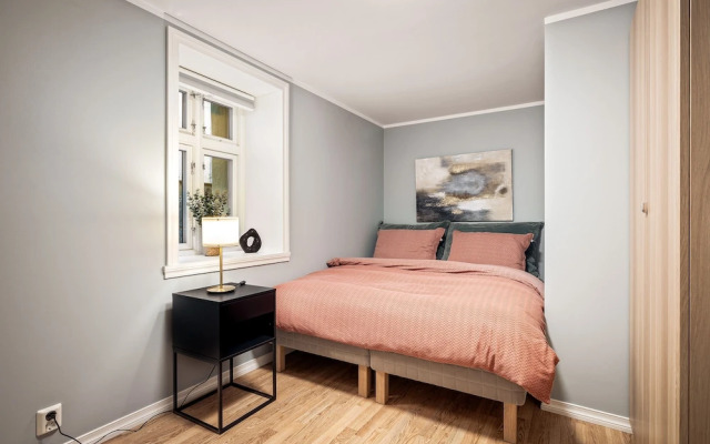 Rosen Apartment